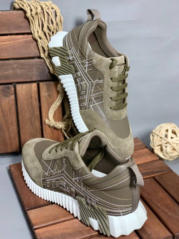 Кроссовки Hermes