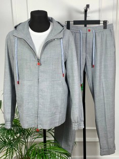 Костюм Kiton
