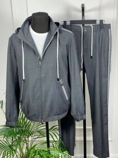 Костюм Kiton