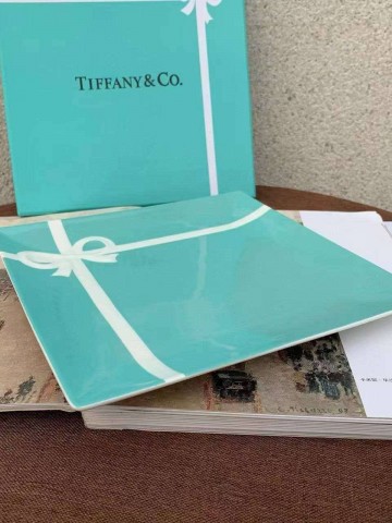 Тарелка Tiffany & Co. 23,7х23,7 см