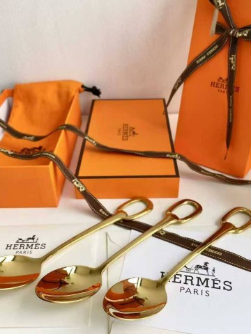 Набор столовых приборов Hermes