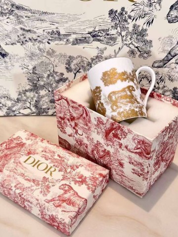 Кружка Dior