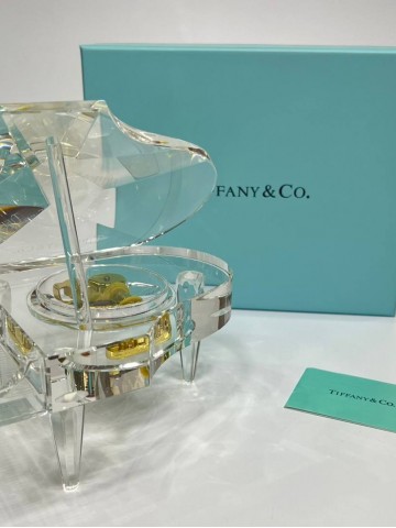 Статуэтка Tiffany & Co.