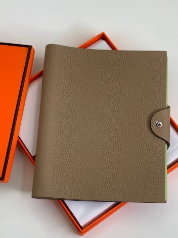 Блокнот Hermes 22,5х18,5 см