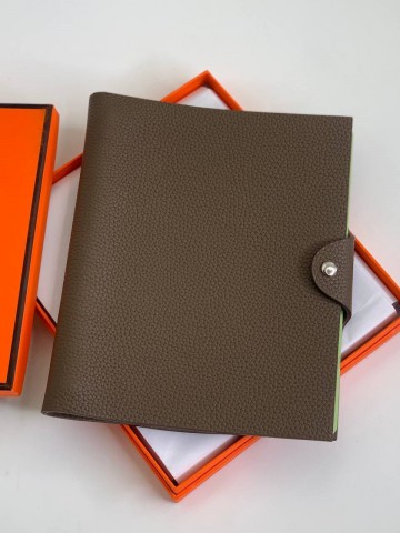 Блокнот Hermes 22,5х18,5 см