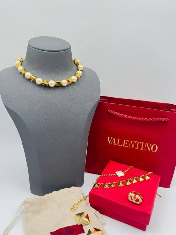 Кольцо Valentino