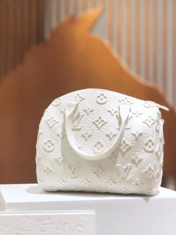 Ваза Louis Vuitton 16х12 см