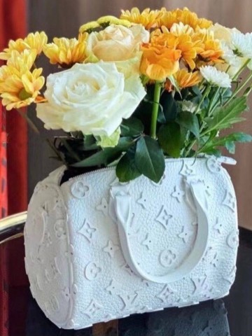 Ваза Louis Vuitton 16х12 см