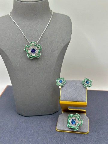 Колье Bvlgari