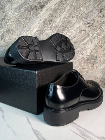 Туфли Prada