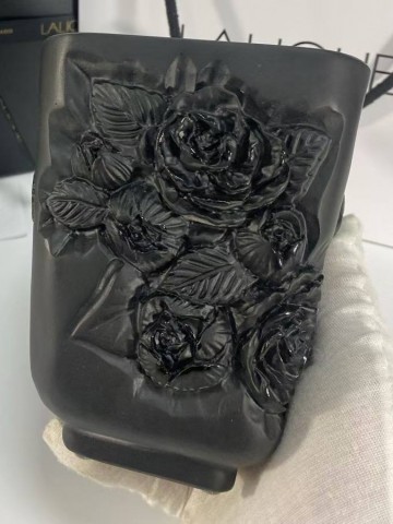 Ваза Lalique