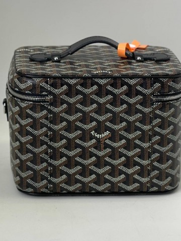Косметичка Goyard