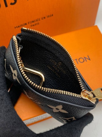 Ключница Louis Vuitton