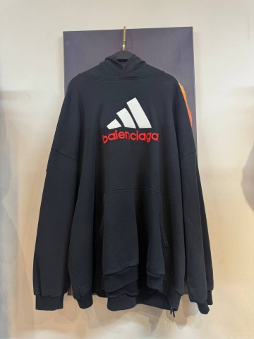 Худи Balenciaga