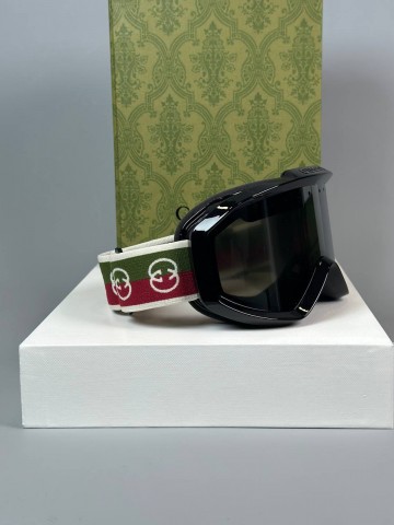 Горнолыжные очки Gucci