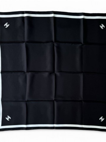 Платок CHANEL 90х90 см