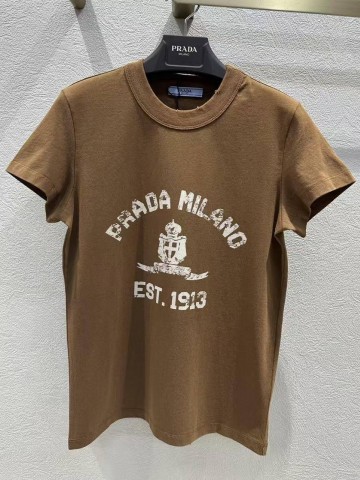 Футболка Prada