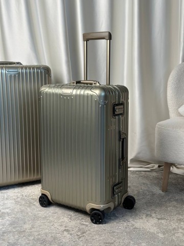 Чемодан Rimowa L