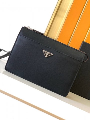 Клатч Prada