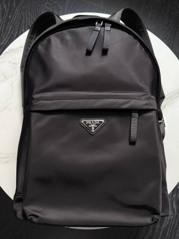 Рюкзак Prada