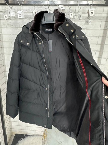 Пуховик Kiton