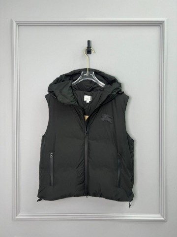 Жилет Burberry