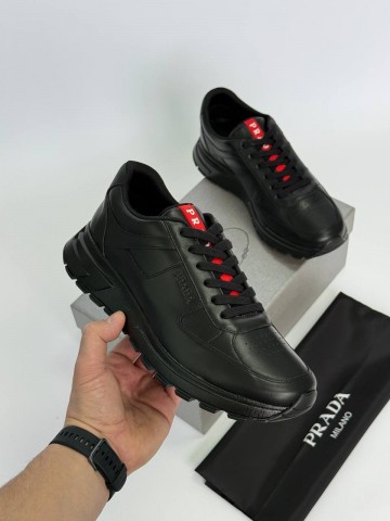 Кроссовки Prada