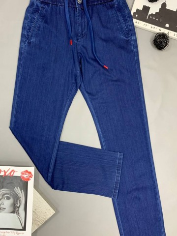 Джинсы Kiton