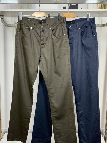 Джинсы Kiton
