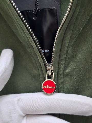 Ветровка Kiton