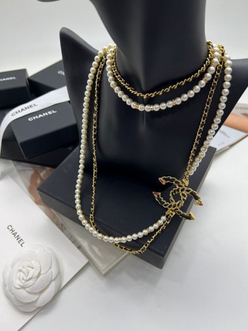 Колье CHANEL