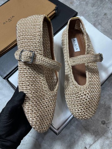 Балетки Alaia