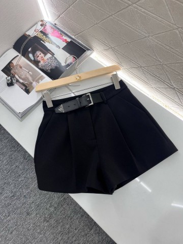 Костюм Prada