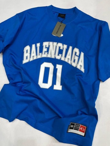 Футболка Balenciaga