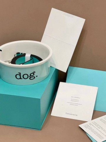 Набор для собак Tiffany & Co. (миска + ошейник)