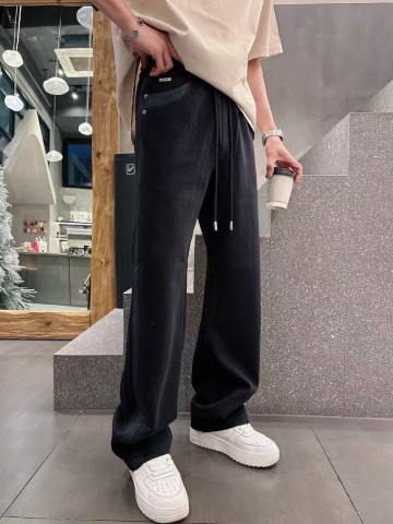 Спортивные штаны Balenciaga