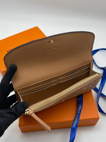 Кошелек Louis Vuitton
