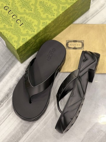 Шлепанцы Gucci