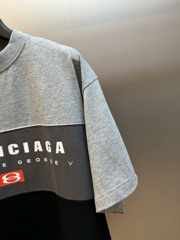 Футболка Balenciaga