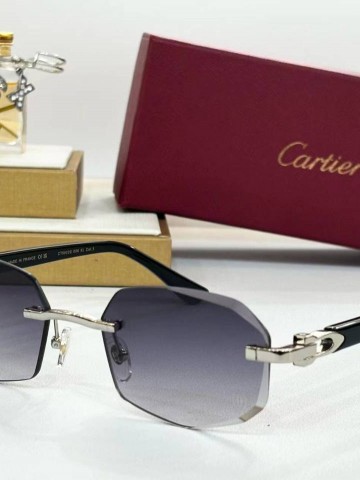 Солнцезащитные очки Cartier