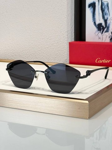 Солнцезащитные очки Cartier