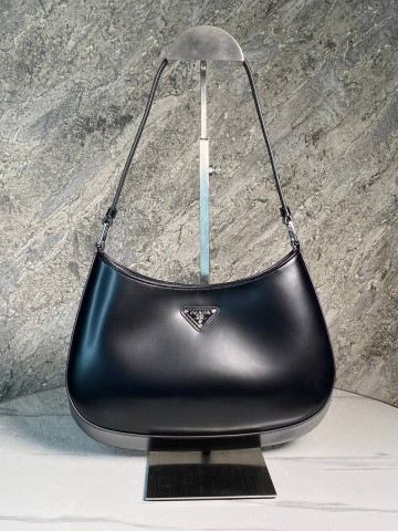Сумка Prada