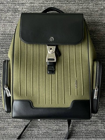 Рюкзак Rimowa