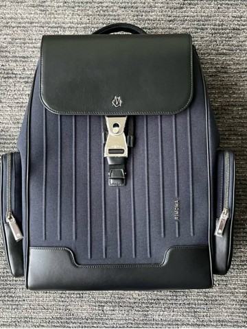 Рюкзак Rimowa