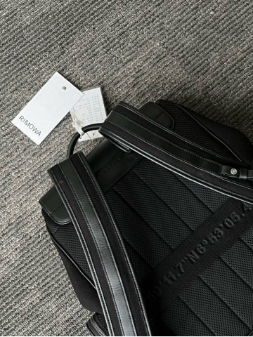 Рюкзак Rimowa