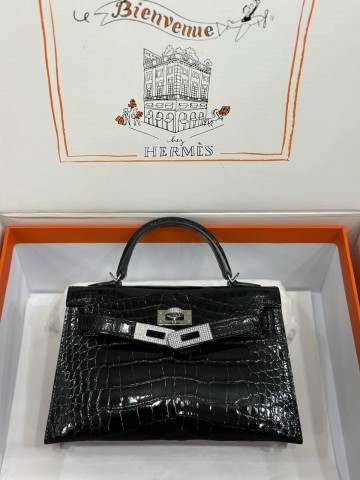 Сумка Hermes из кожи крокодила 19 см