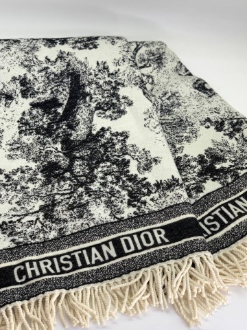 Плед Dior 140х140 см