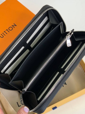Кошелек Louis Vuitton