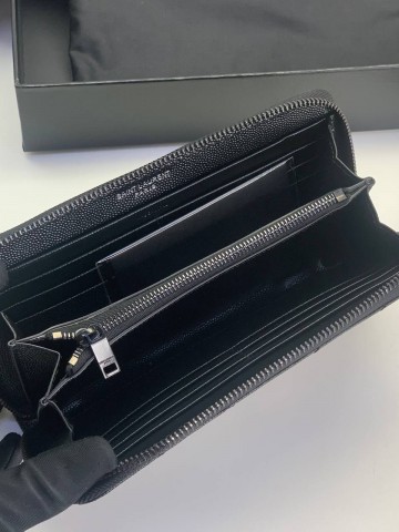 Кошелек Yves Saint Laurent