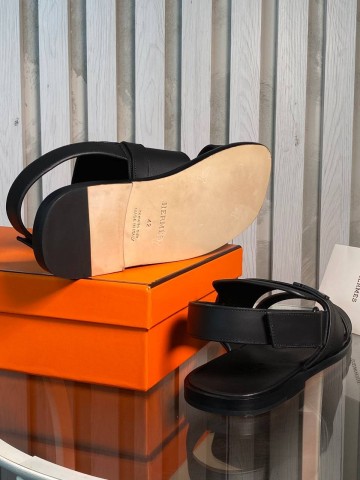 Шлепанцы Hermes